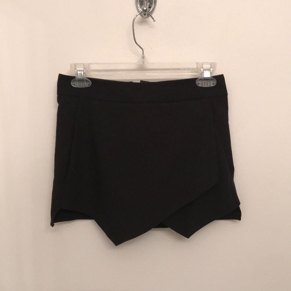 Skort
